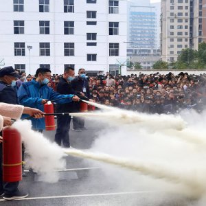 消防知識進(jìn)校園